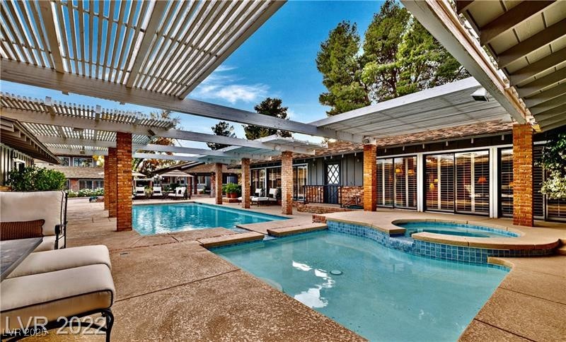 2801 Pinto Lane