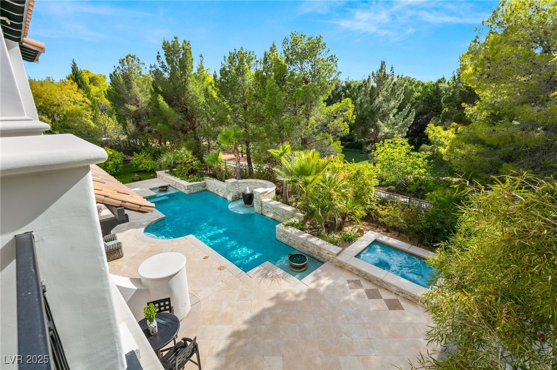 19 Quintessa Circle
