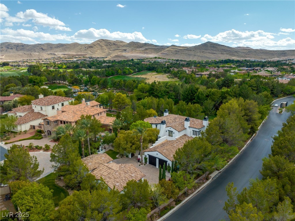 19 Quintessa Circle
