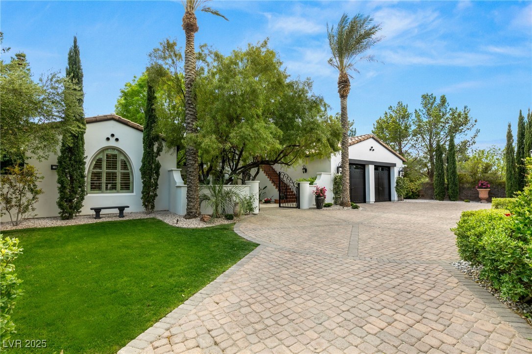 19 Quintessa Circle