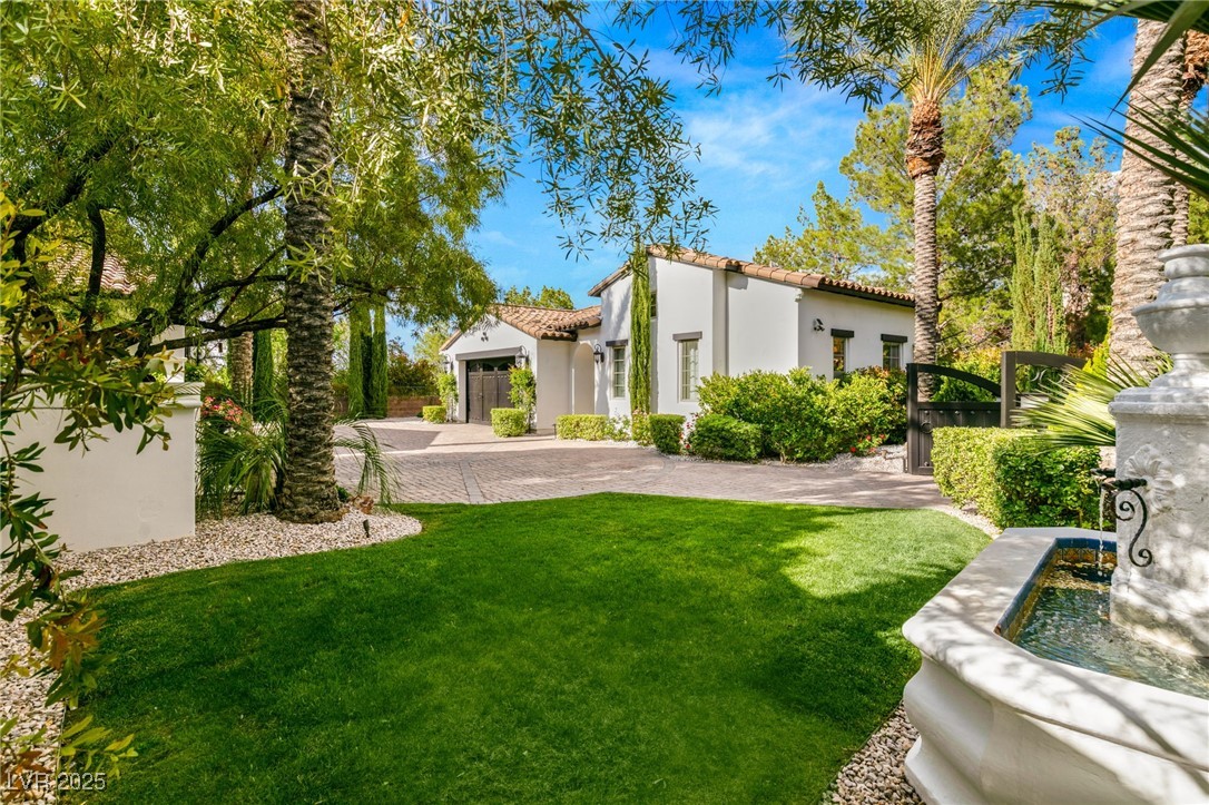 19 Quintessa Circle
