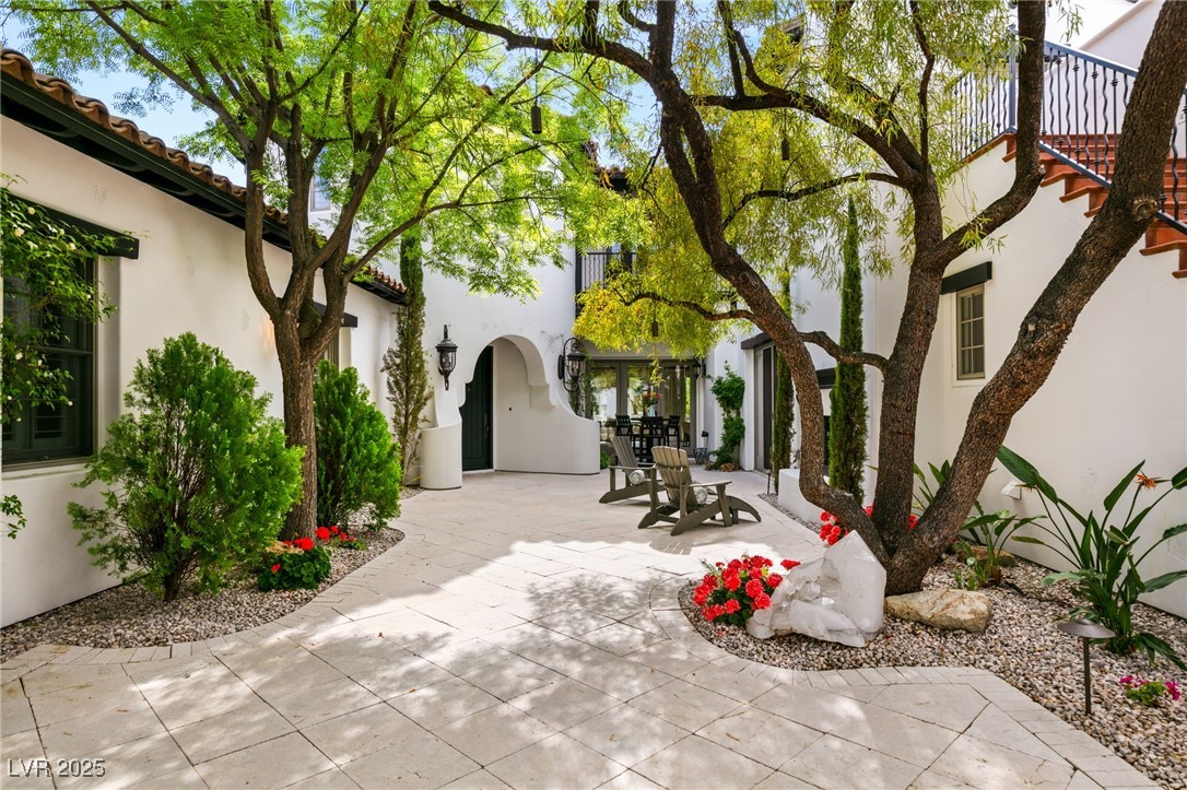19 Quintessa Circle
