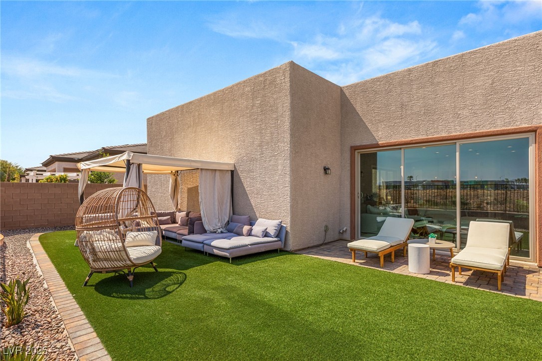 8606 Dusty Quail Drive