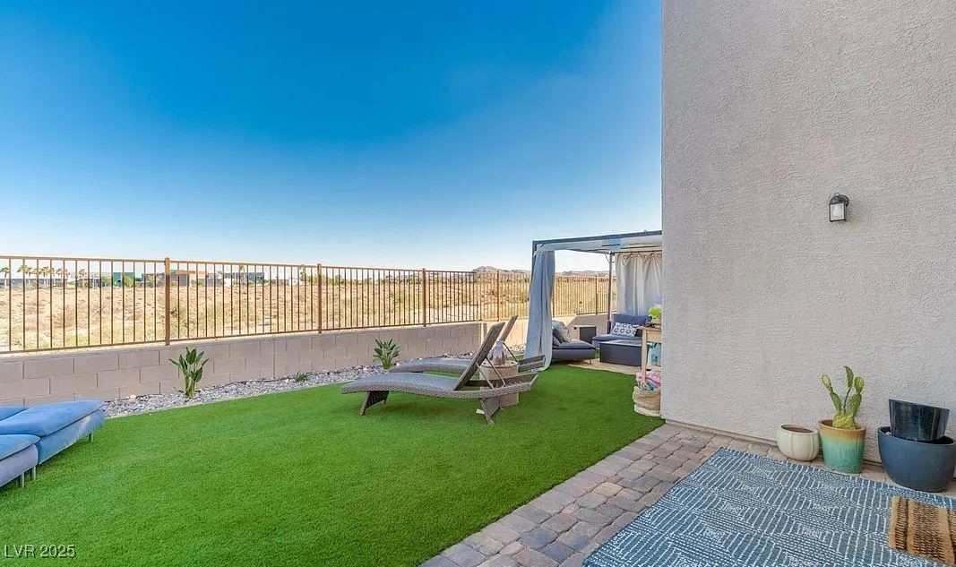 8606 Dusty Quail Drive