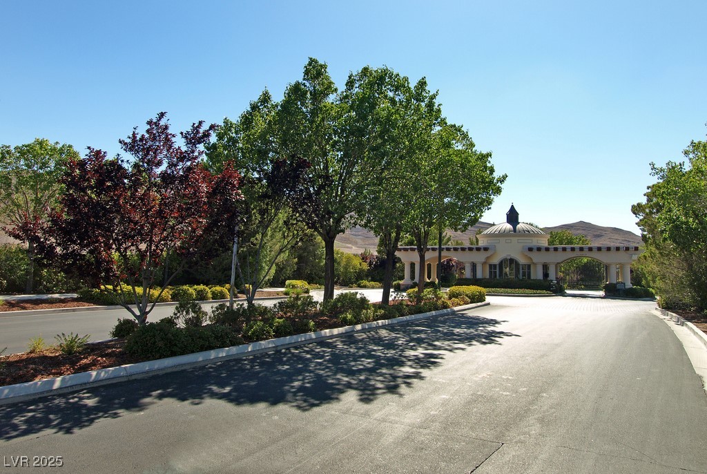 7 Vintage Canyon Street