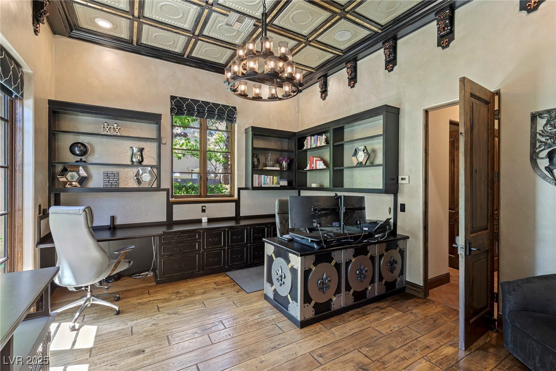 7 Vintage Canyon Street