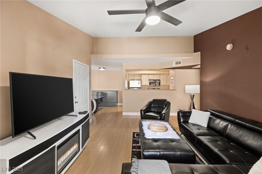 555 East Silverado Ranch Boulevard 2114