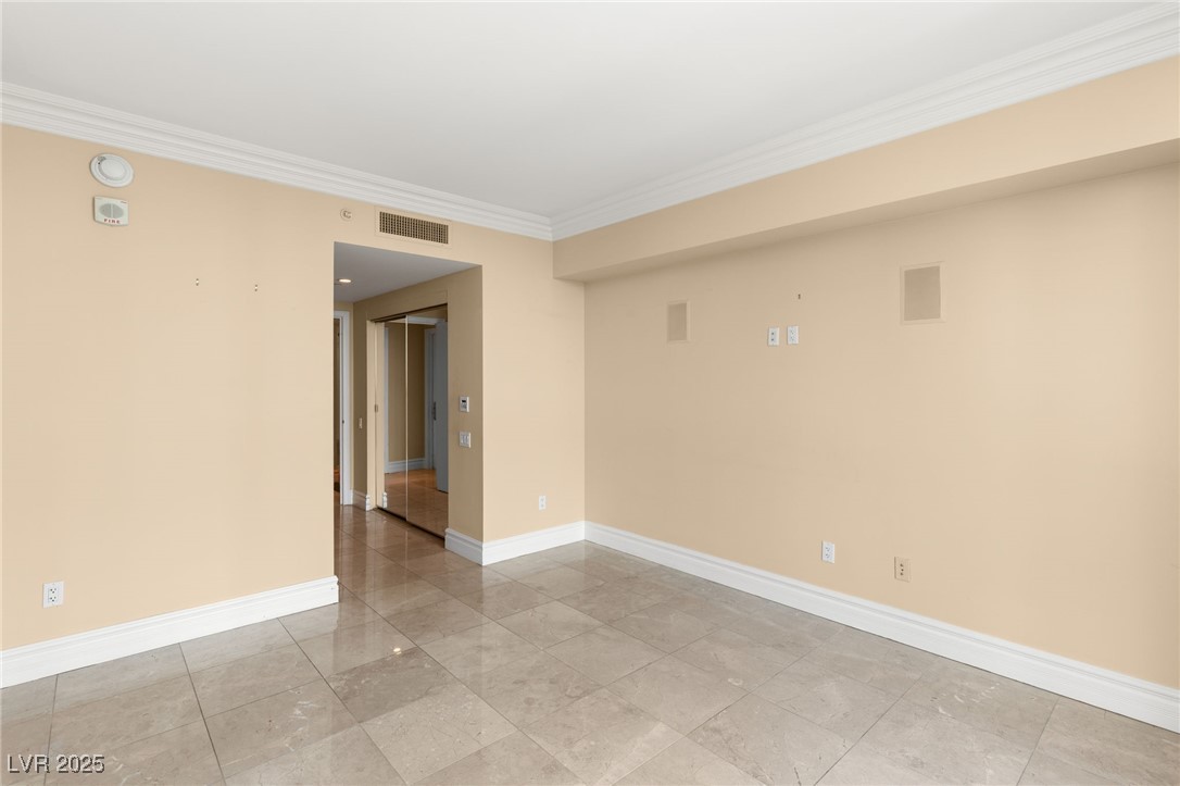 2857 Paradise Road 601