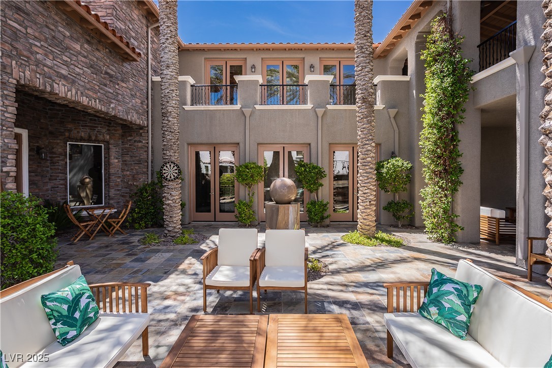 12097 Oakland Hills Drive