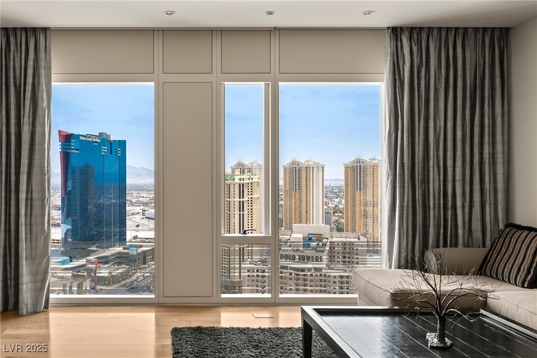 3750 Las Vegas Boulevard 3008
