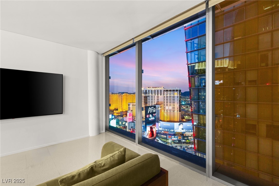 3726 Las Vegas Boulevard 2708