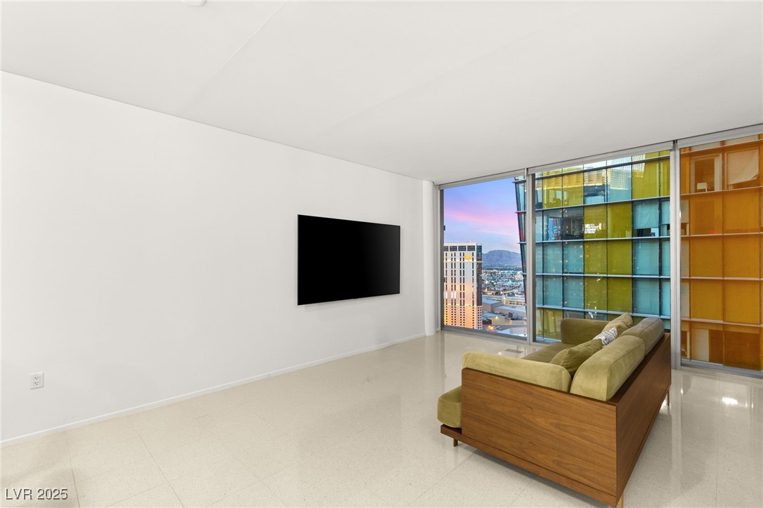 3726 Las Vegas Boulevard 2708