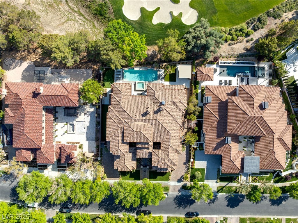 15 Vintage Canyon Street