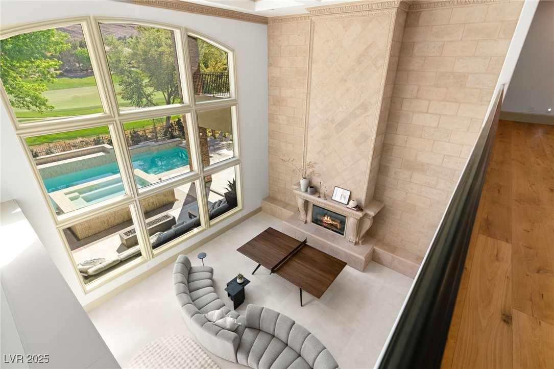 15 Vintage Canyon Street