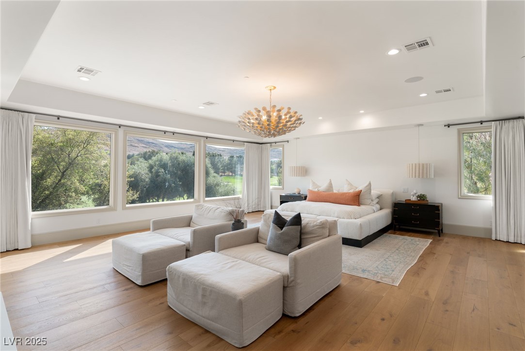15 Vintage Canyon Street