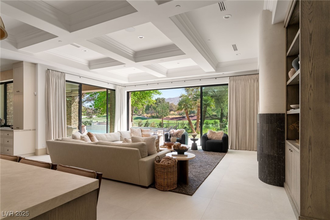15 Vintage Canyon Street
