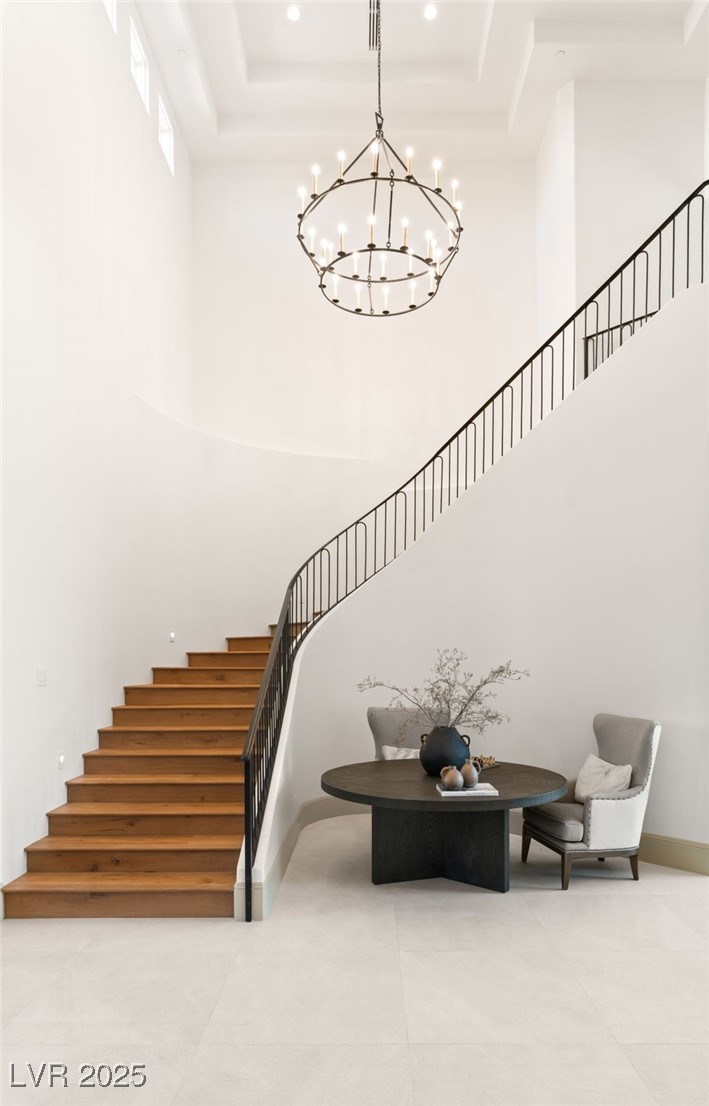 15 Vintage Canyon Street