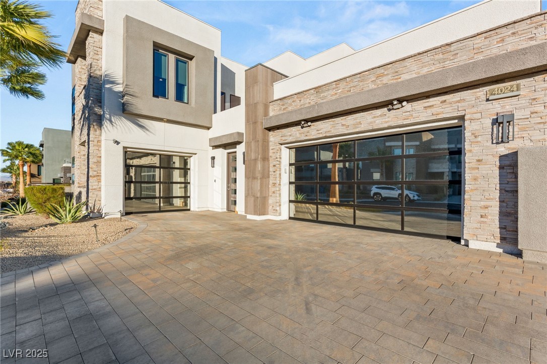 4024 Desert Trace Court