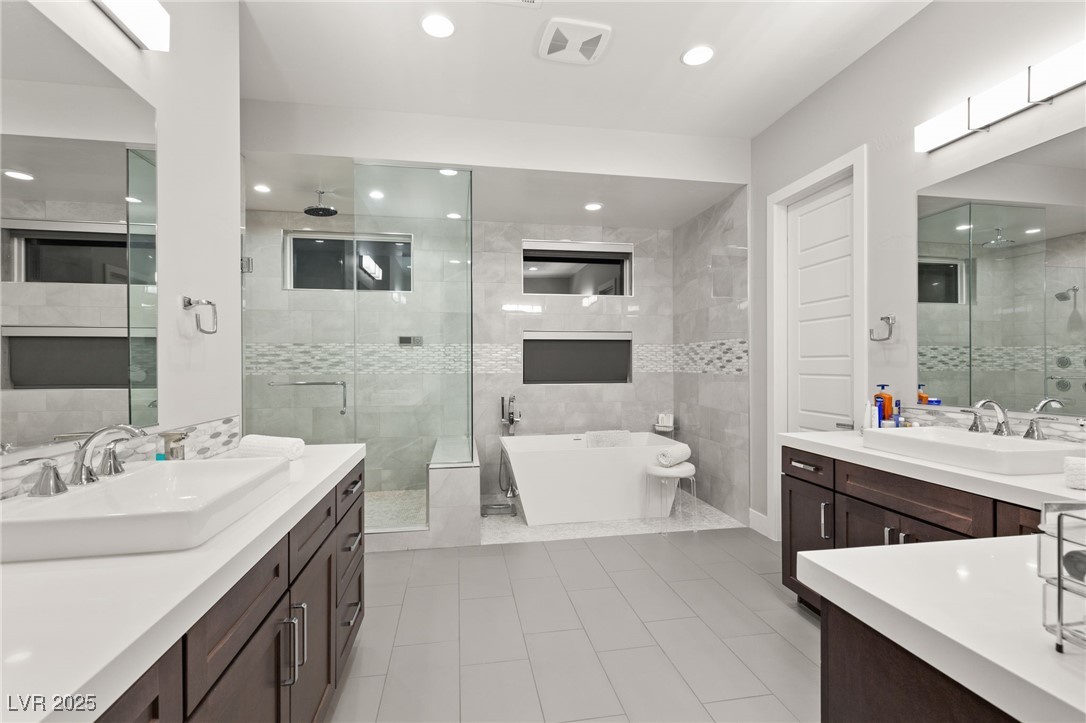 4024 Desert Trace Court