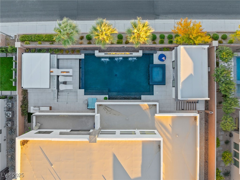 4024 Desert Trace Court