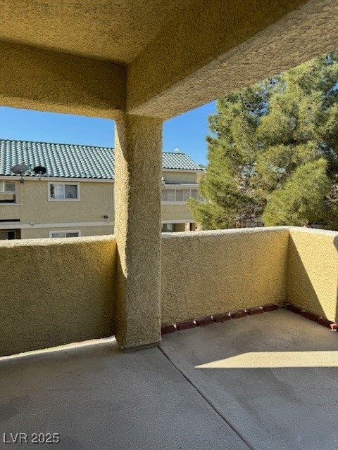 1561 Linnbaker Lane 201