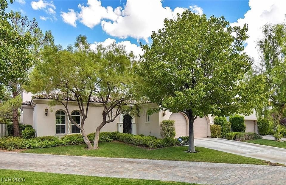 3362 Birchwood Park Circle
