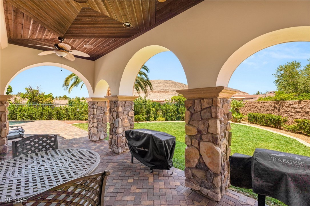 38 Pebble Dunes Court