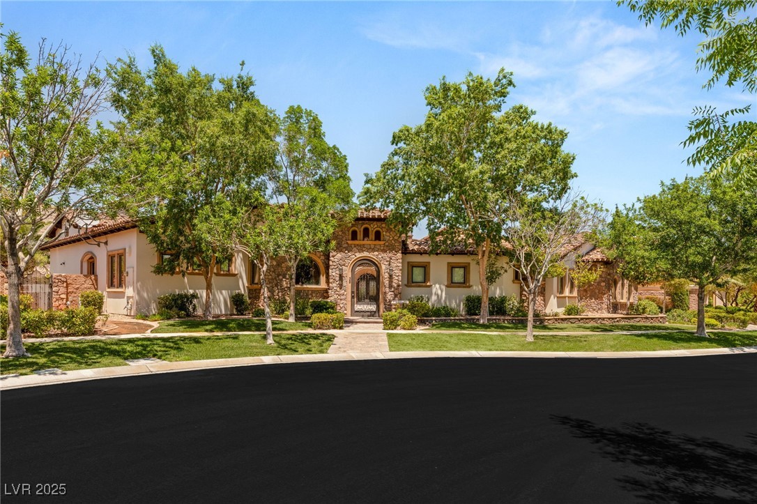38 Pebble Dunes Court