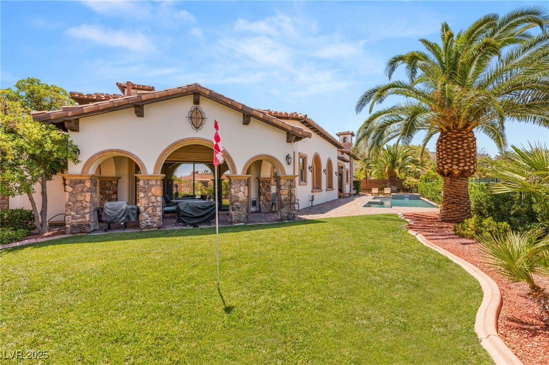 38 Pebble Dunes Court