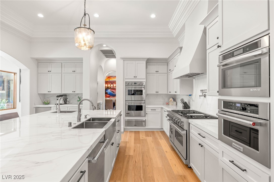 38 Pebble Dunes Court