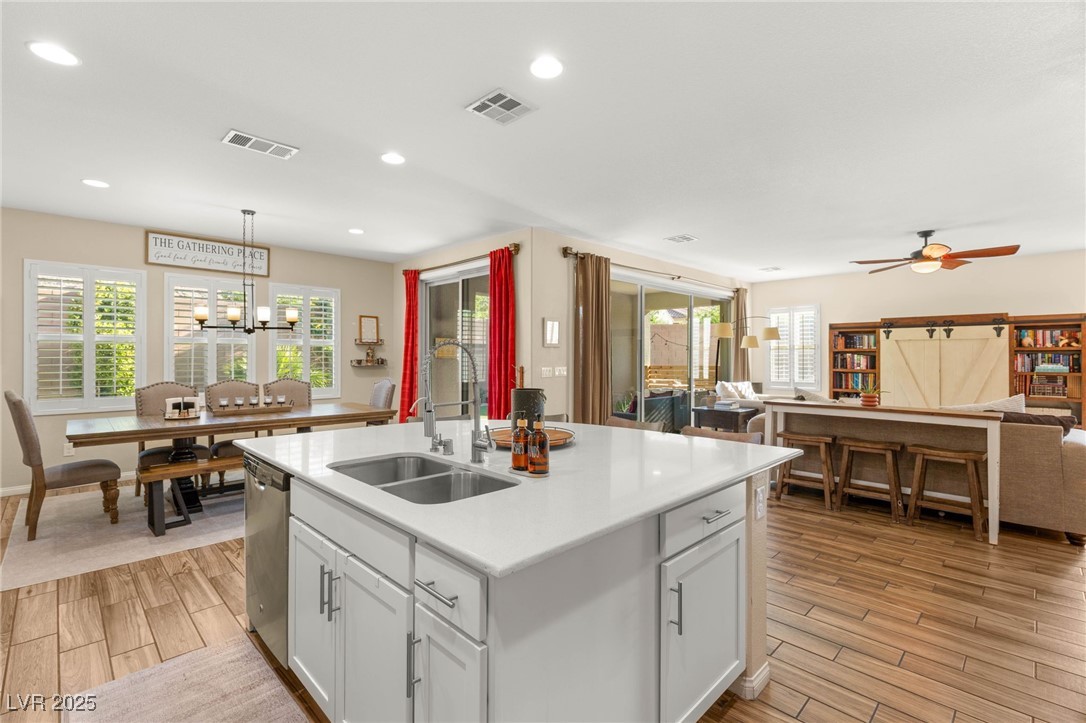 3345 Molinos Drive