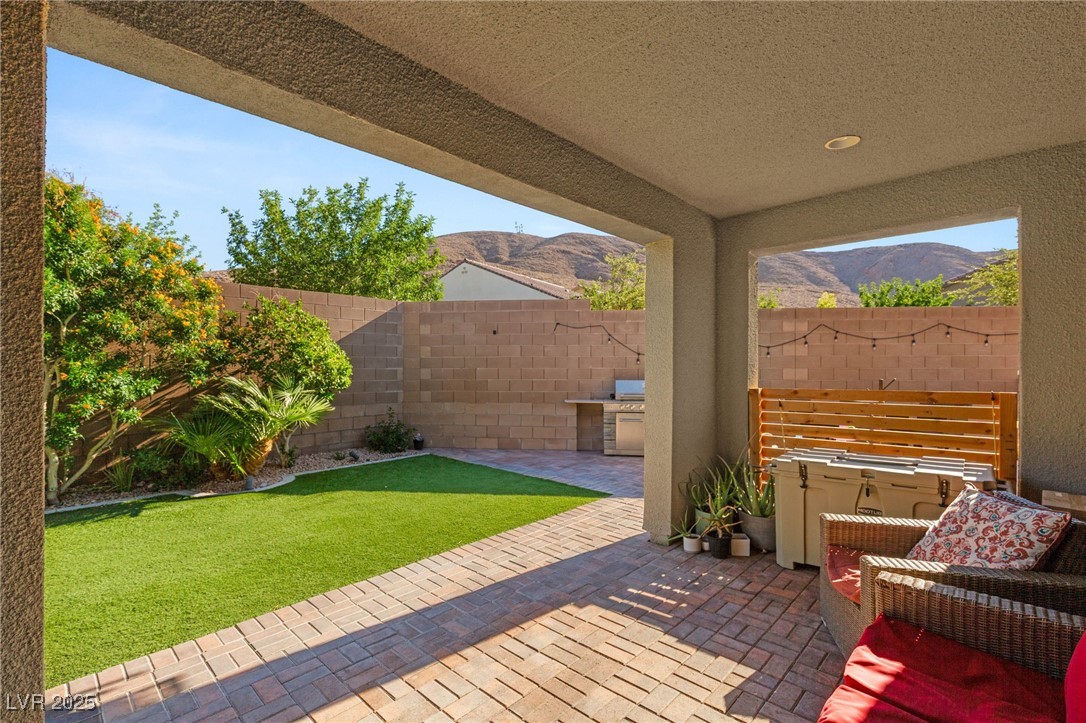 3345 Molinos Drive