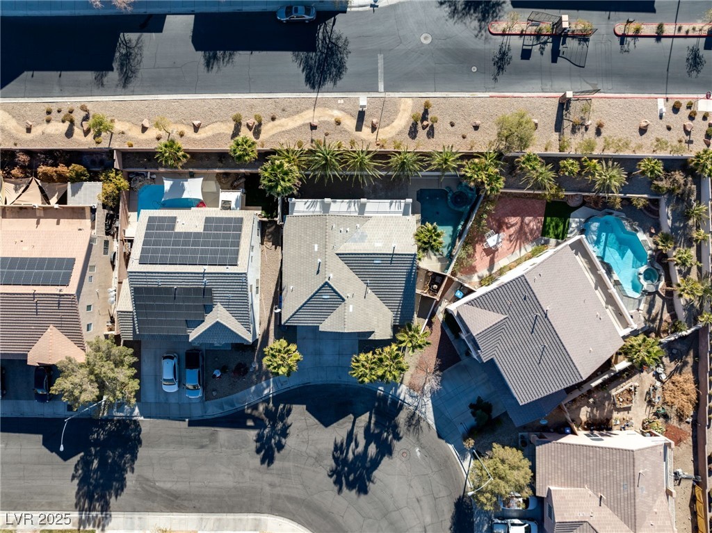 2757 Sunlight Creek Street