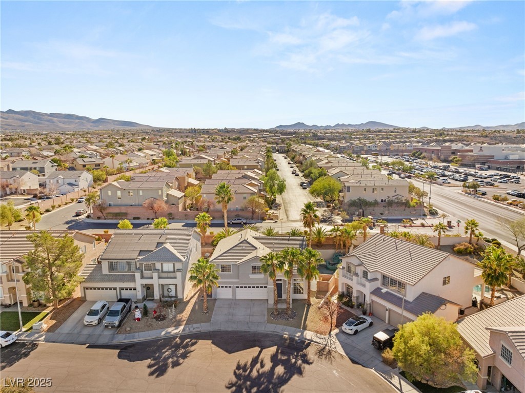 2757 Sunlight Creek Street