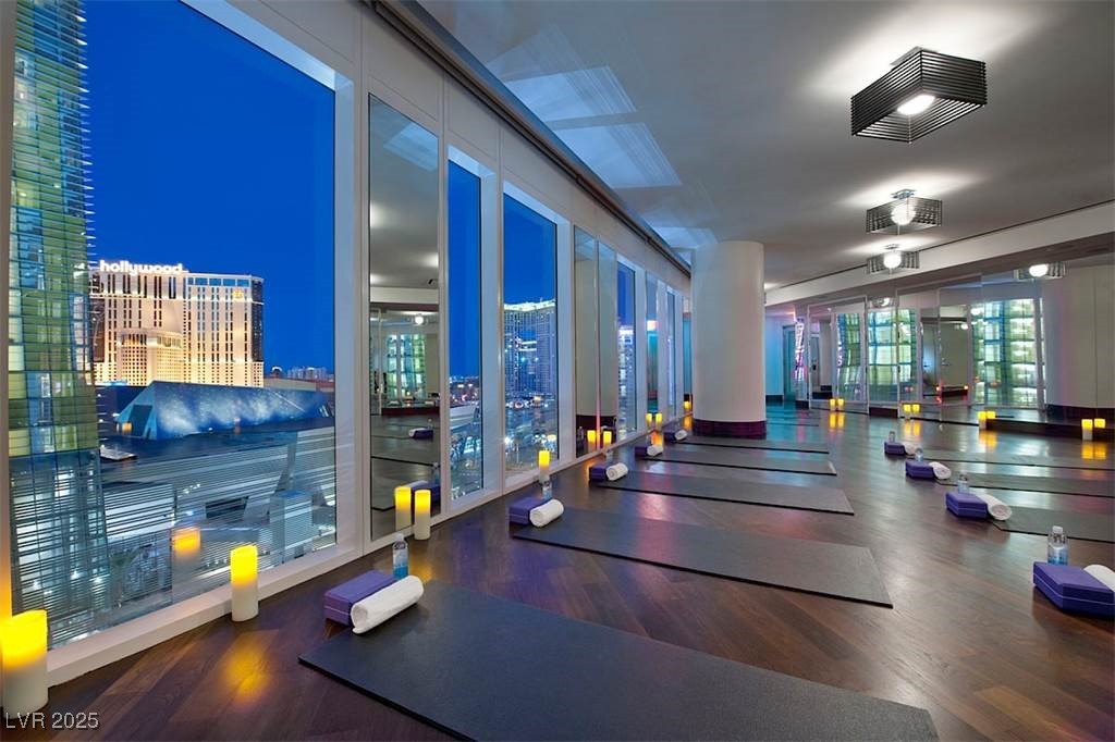3750 Las Vegas Boulevard 2608