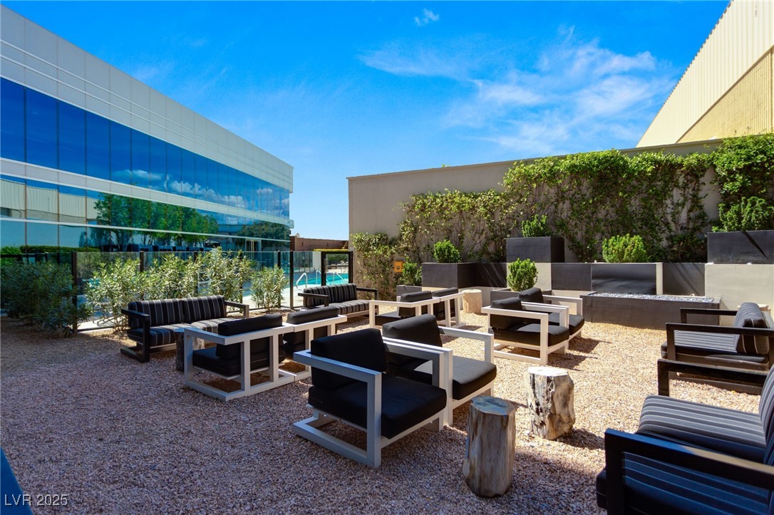 4471 Dean Martin Drive 3706