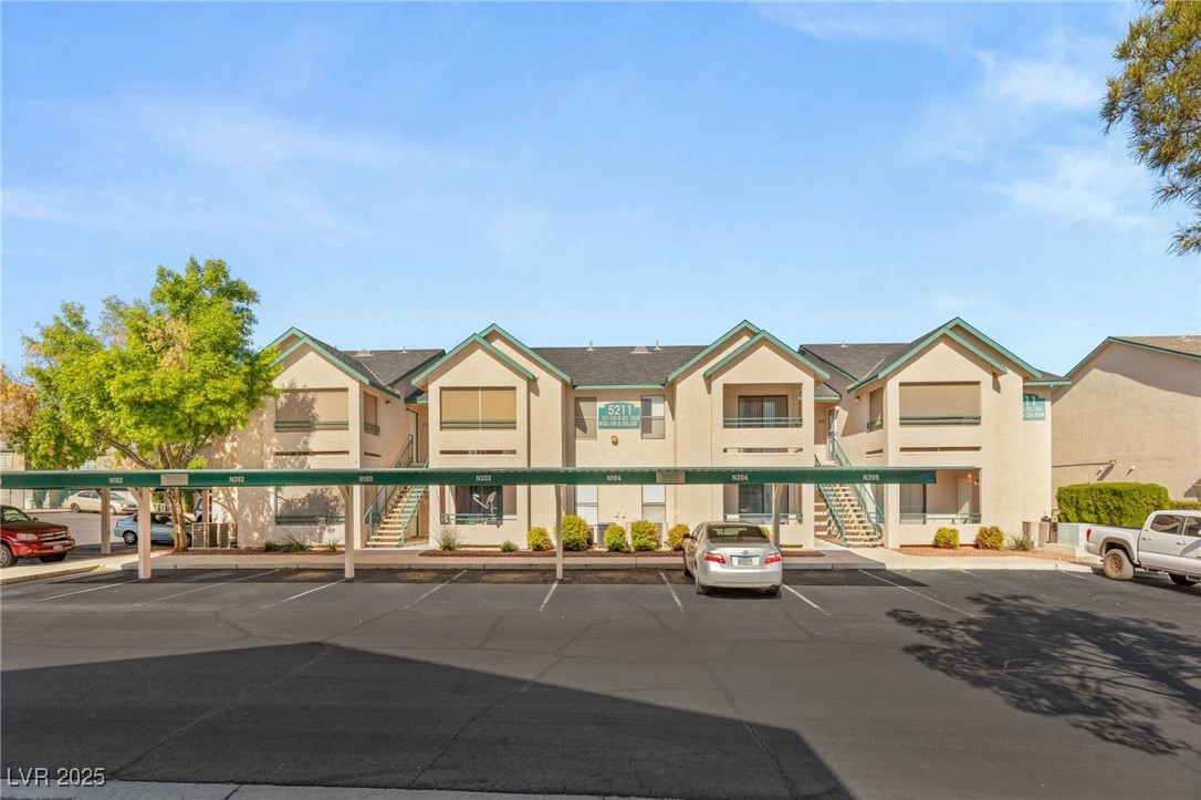 5211 Lindell Road 203