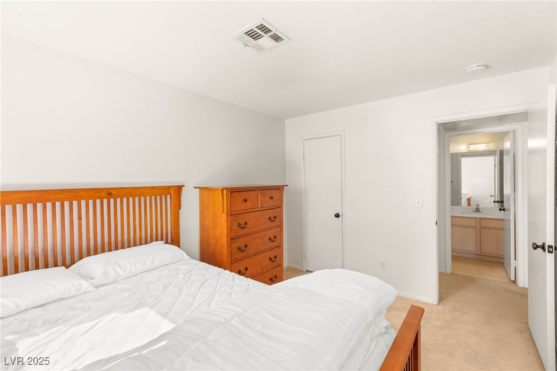 5211 Lindell Road 203