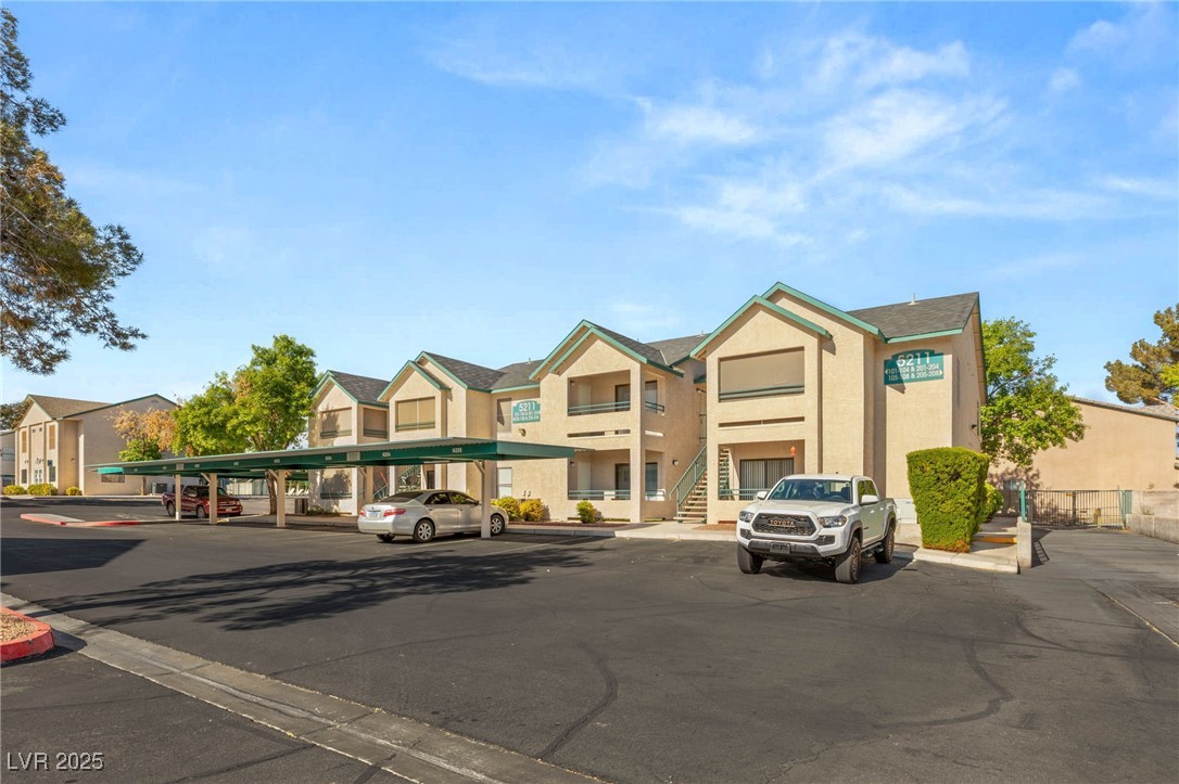 5211 Lindell Road 203