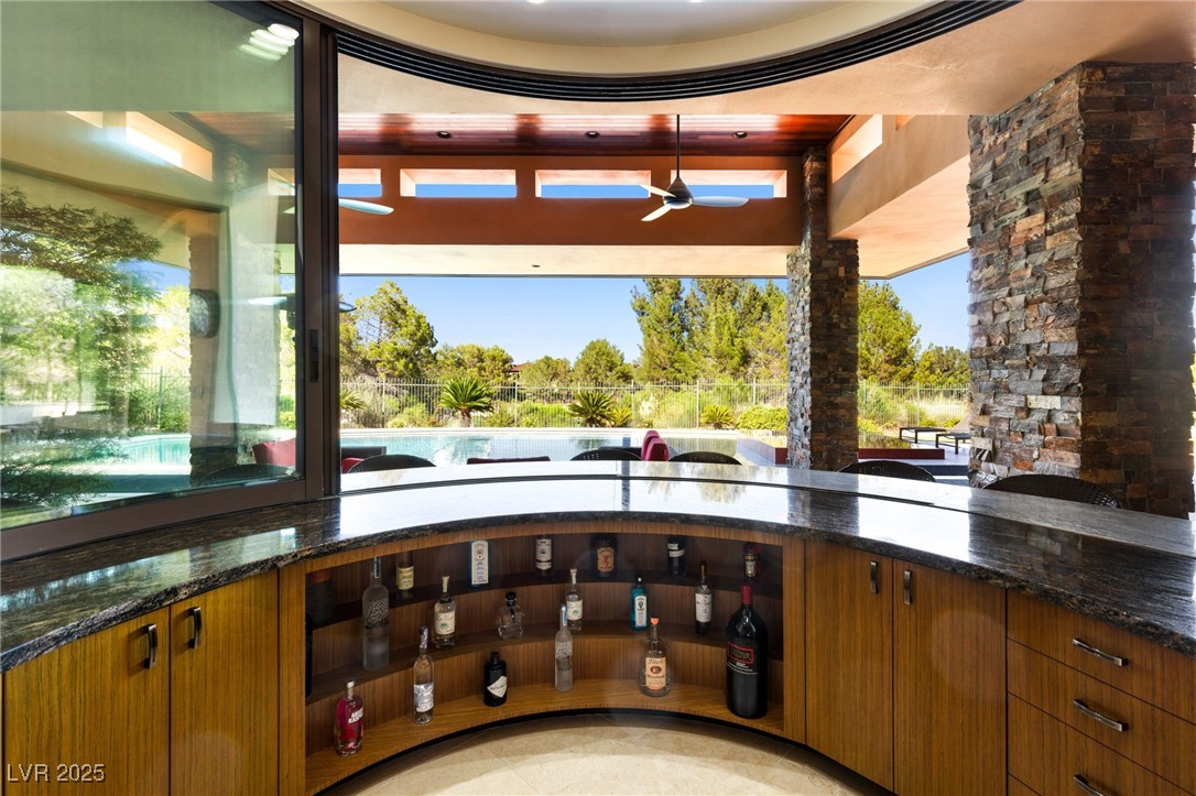 2 Castle Oaks Court