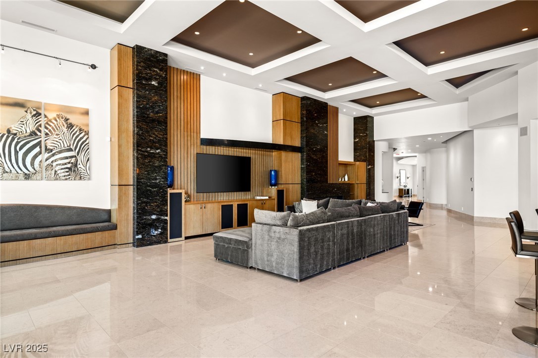 2 Castle Oaks Court