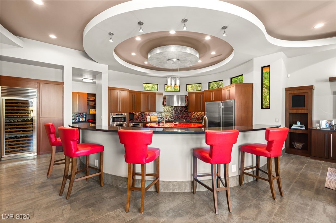 2 Castle Oaks Court
