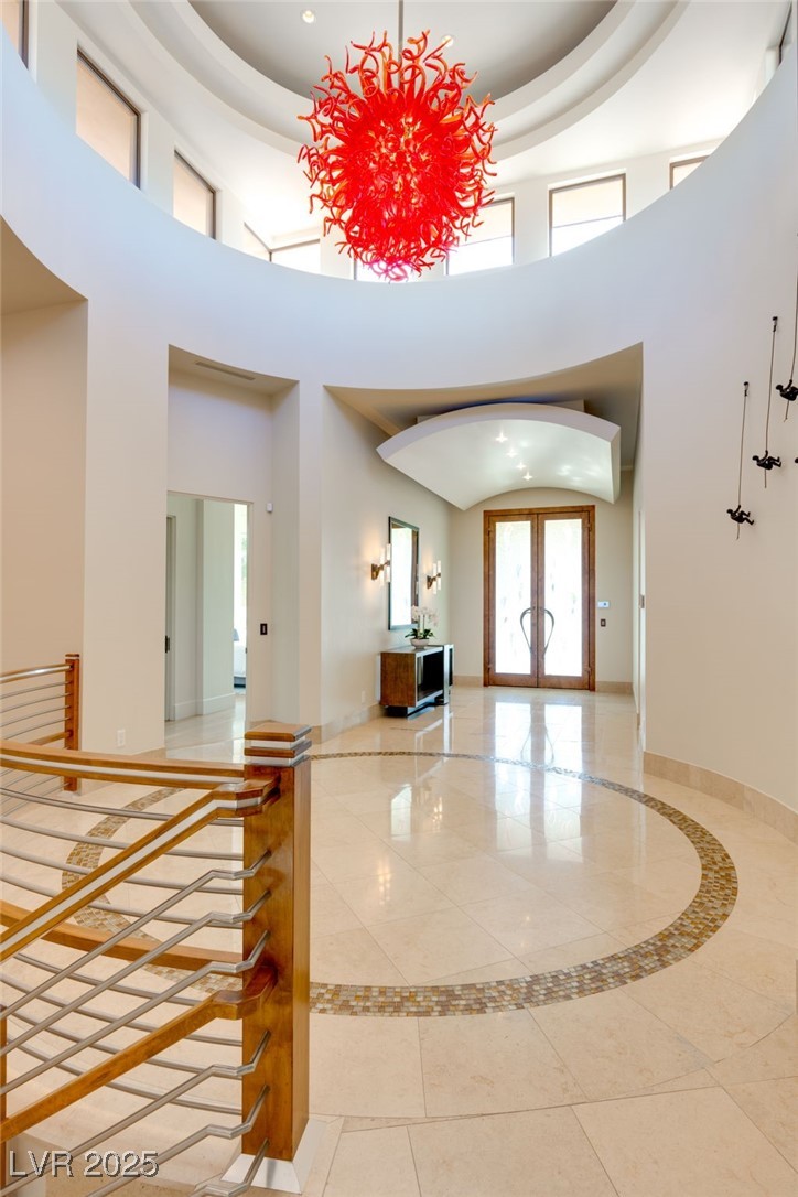 2 Castle Oaks Court