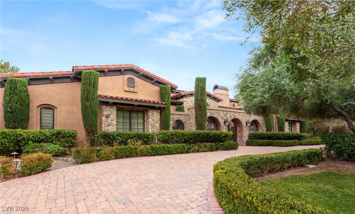 43 Olympia Hills Circle