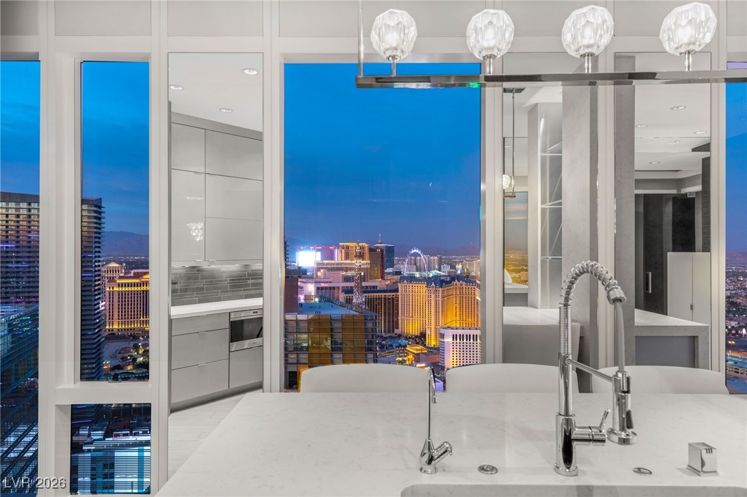 3750 Las Vegas Boulevard 4206