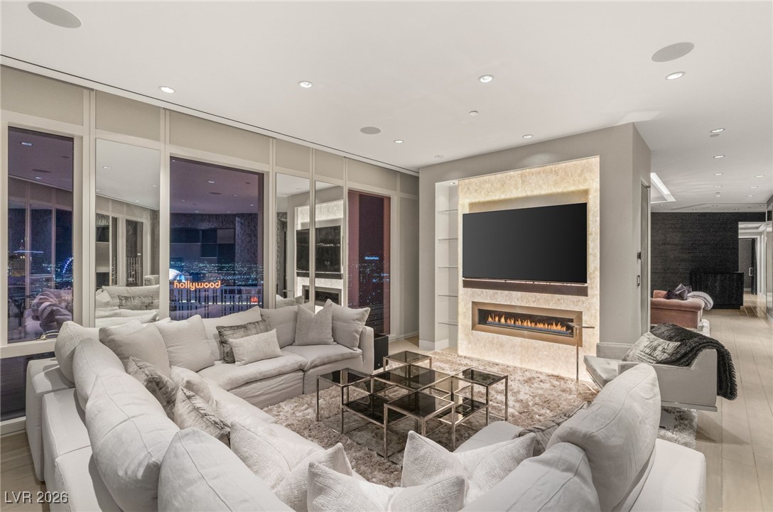 3750 Las Vegas Boulevard 4206