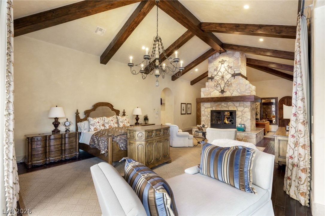 7 Chalk Hill Court