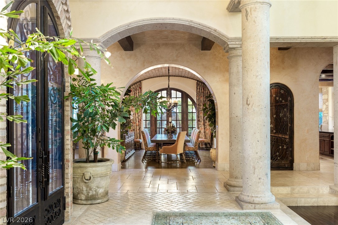 7 Chalk Hill Court