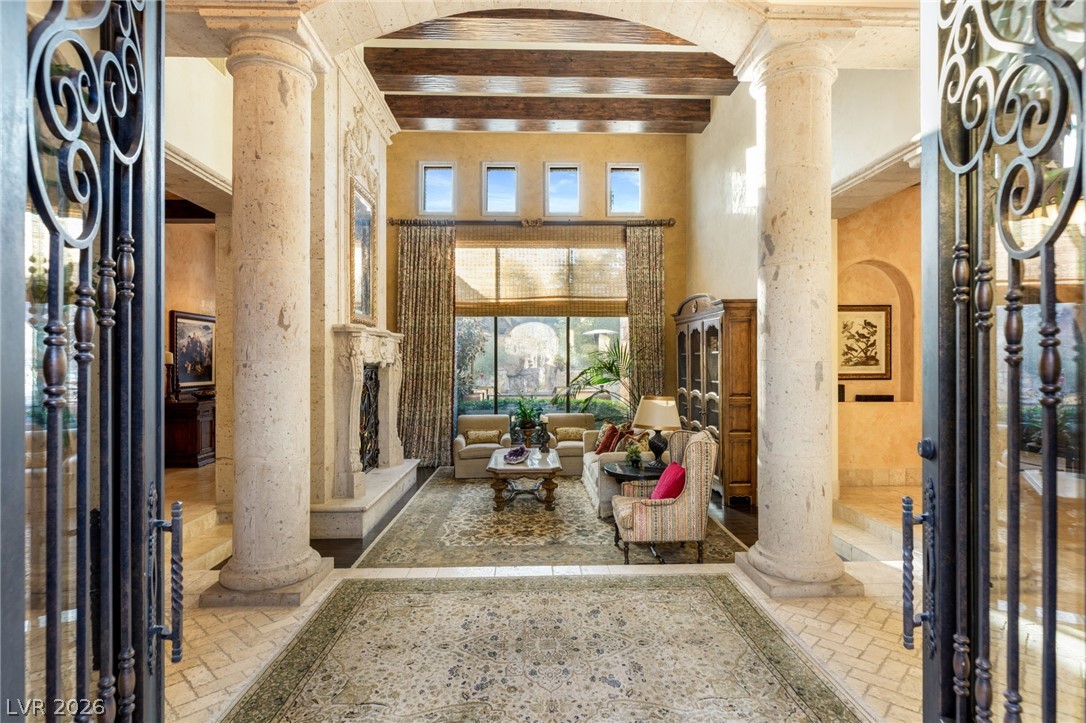 7 Chalk Hill Court