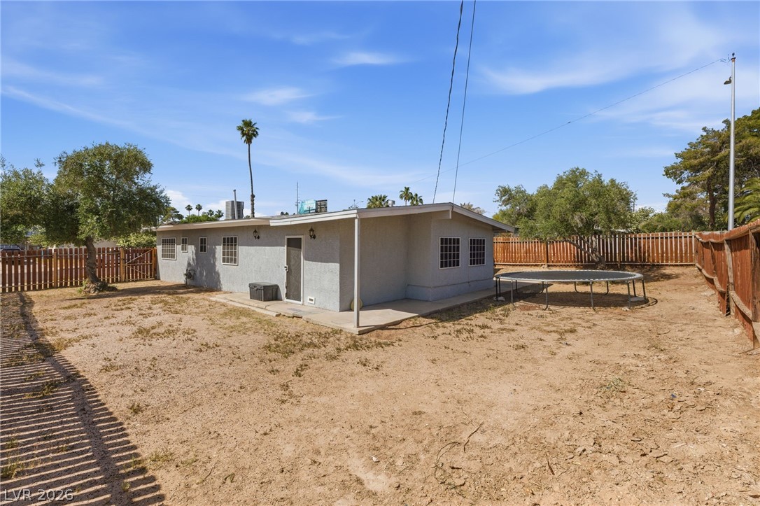 1609 San Pedro Avenue